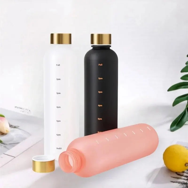 Garrafa Rose Bottle 1l - Mantenha-se Hidratado e Motivado! 💧🏋️‍♀️